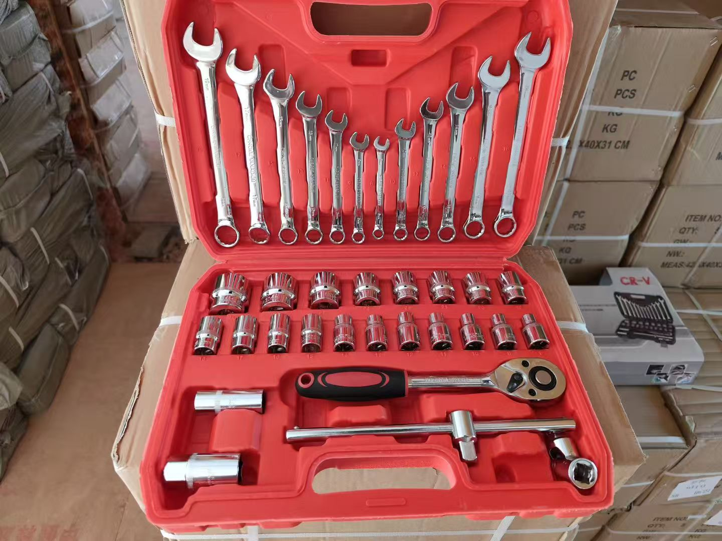 Bộ dụng cụ 37 món