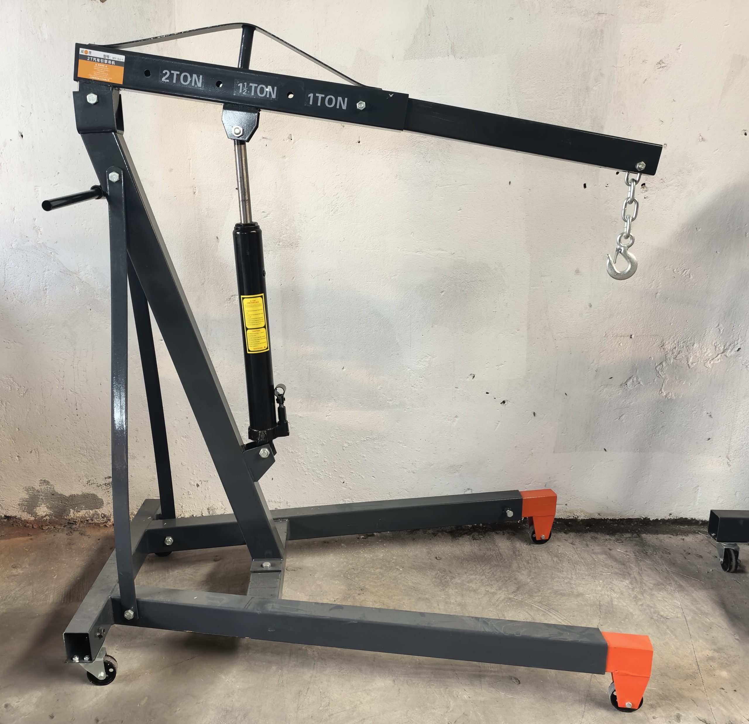 Cẩu móc động cơ 2 tấn